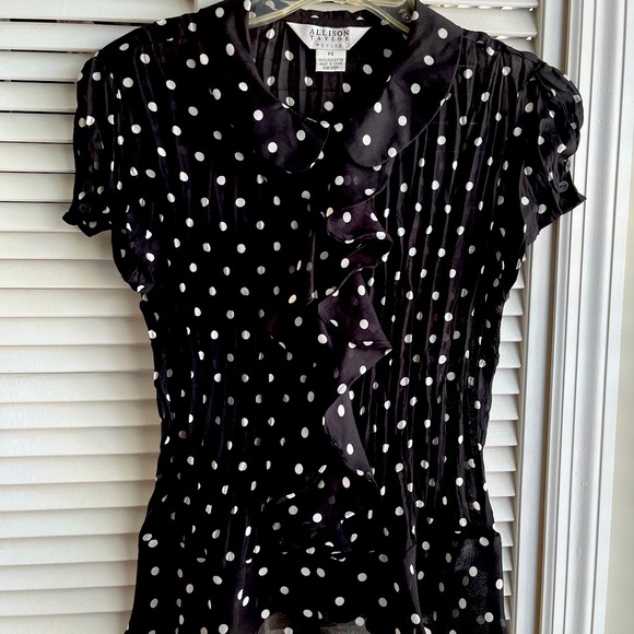 Alison Taylor Petites Tops - 🌺Allison Taylor petite